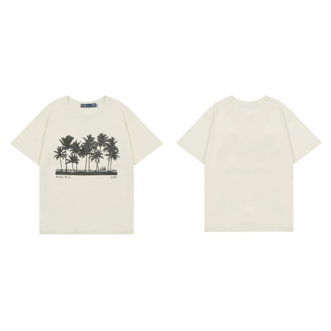 P124 White background picture [Summer hot] Style number: 25050# Color: Mi Xing Size: S to XL - Ralph Lauren/Ralph Lauren 2025SS Summer new Hampton coastal style island coconut palm soft slub cotton short-sleeved Tee - Correct and short version The upper body is more proportional ✅ - Original consistent warp and weft slub cotton, soft and comfortable with a sense of laziness ✅ - RL 25 new coconut tree printed cotton Tee The resort-style coconut tree and island pattern print on the chest enriches the visual beauty. The apricot color and the texture of the bamboo fabric have a very lazy summer style. The loose and short version is not picky about your body shape and brings out the Instagram atmosphere. Highly recommended.